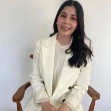 Psk. Dan. Leyla Yıldırım — Psikolojik Danışma ve Rehberlik, İstanbul. Portre fotoğrafı.