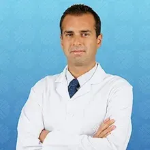 Prof. Dr. İbrahim Gökhan Gülkılık — Göz Hastalıkları, İstanbul. Portre fotoğrafı.