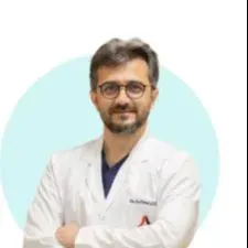 Op. Dr. Cemal Aslan — Kalp Ve Damar Cerrahisi, Yenimahalle, Ankara. Portre fotoğrafı.