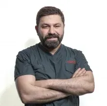 Op. Dr. Necat Kaplan — Genel Cerrahi, İstanbul. Portre fotoğrafı.