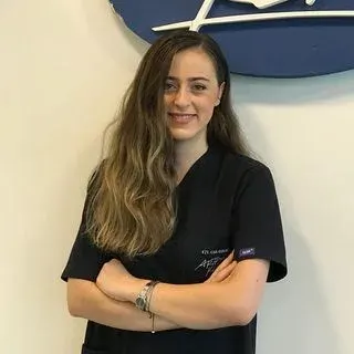 Fzt. Eda Bingül — Fizyoterapi Ve Rehabilitasyon, Kocaeli. Portre fotoğrafı.