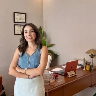 Kl. Psk. Hande Gizem Yılmaz — Psikoloji, İstanbul. Portre fotoğrafı.