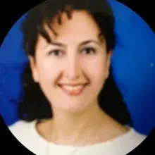 Doç. Dr. Ayşe İpek Akyüz Ünsal — Göz Hastalıkları, Aydın. Portre fotoğrafı.