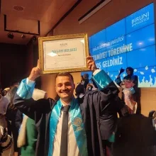 Fzt. Aziz Yalman — Fizyoterapi Ve Rehabilitasyon. Portre fotoğrafı.