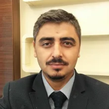 Op. Dr. Yücel İnan — Üsküdar, İstanbul. Portre fotoğrafı.