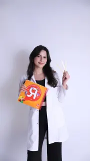 Dkt. Mine Solak profilinde yer alan galeri fotoğrafı.