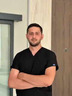 Fzt. Aydın Ali profilinde yer alan galeri fotoğrafı.