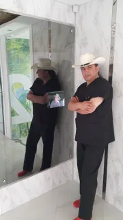 Dt. Kurtuluş Özmen profilinde yer alan galeri fotoğrafı.
