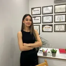 Psk. Burcu Demirtaş — Psikoloji. Portre fotoğrafı.