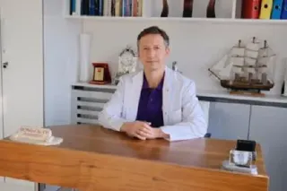 Dr. Yüksel Alev profilinde yer alan galeri fotoğrafı.