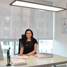 Prof. Dr. Nuray Bozkurt — Üreme Endokrinolojisi Ve İnfertilite, Ankara. Portre fotoğrafı.