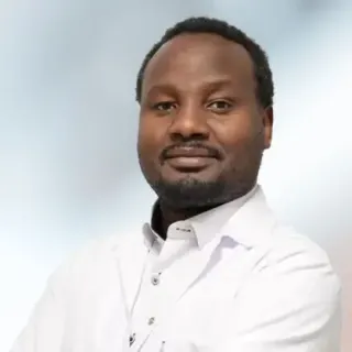 Op. Dr. Waziri Juma Msangi profilinde yer alan galeri fotoğrafı.