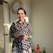 Dyt. Fatma Nur Güleç — Diyetisyen, İstanbul. Portre fotoğrafı.