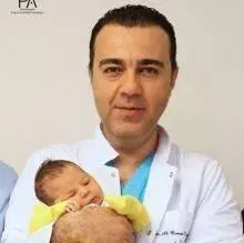 Uzm. Dr. Ali Osman Koyuncuoğlu — İstanbul. Portre fotoğrafı.