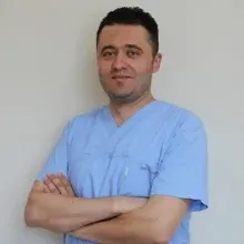 Op. Dr. Murat Bitgen — Plastik Rekonstrüktif Ve Estetik Cerrahi, Çorum. Portre fotoğrafı.