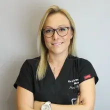 Dr. Dt. Ufuk Başoğlu Diker — Pendik, İstanbul. Portre fotoğrafı.