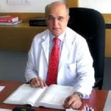 Prof. Dr. Ahmet Kemal Gürbüz — Gastroenteroloji, Kadıköy, İstanbul. Portre fotoğrafı.
