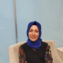 Uzm. Psk. Yasemin Bilgin — Psikoloji, Ankara. Portre fotoğrafı.