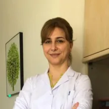 Prof. Dr. Emine Aydın — Kulak Burun Boğaz, Çankaya, Ankara. Portre fotoğrafı.