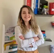 Psk. Gülistan Akyol Ay — Psikoloji, Denizli. Portre fotoğrafı.