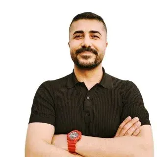 Psk. Kenan Salman — Psikoloji, İstanbul. Portre fotoğrafı.