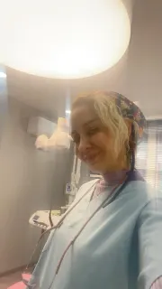 Dt. Günseli Çomut profilinde yer alan galeri fotoğrafı.