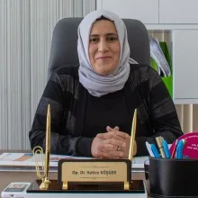 Op. Dr. Hatice Köşger — Kadın Hastalıkları Ve Doğum, Ankara. Portre fotoğrafı.