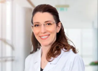 Op. Dr. Elçin Çetingöz profilinde yer alan galeri fotoğrafı.