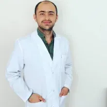 Dyt. Gökhan Uzbir — Diyetisyen, İstanbul. Portre fotoğrafı.