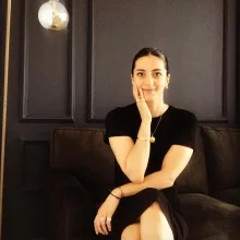 Kl. Psk. Miray Şahin — Psikoloji. Portre fotoğrafı.