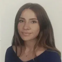 Psk. Gülhanım Araz — Psikoloji. Portre fotoğrafı.