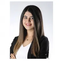 Uzm. Dyt. Derya Horuz — Diyetisyen. Portre fotoğrafı.