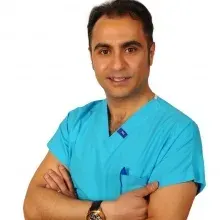 Op. Dr. Mehmet Hatemi — Genel Cerrahi, İstanbul. Portre fotoğrafı.