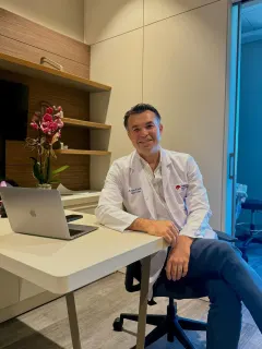 Doç. Dr. Murat Özdemir profilinde yer alan galeri fotoğrafı.