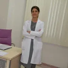 Op. Dr. Sühendan Türker Cebeci — Bayraklı, İzmir. Portre fotoğrafı.