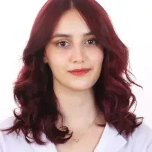 Dyt. Melis Aydın — Diyetisyen. Portre fotoğrafı.