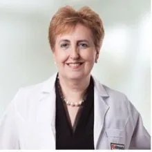 Doç. Dr. Zerrin Kapıcıoğlu — Göz Hastalıkları. Portre fotoğrafı.