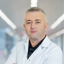 Op. Dr. İnanç Ünlü — Kalp Ve Damar Cerrahisi, Adana. Portre fotoğrafı.