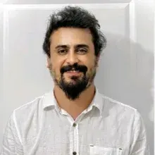 Dr. Dt. Abdullah Sevmiş — Ortodonti, Van. Portre fotoğrafı.