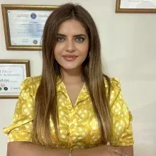 Kl. Psk. Ayşegül Yanar — Psikoloji, Adana. Portre fotoğrafı.