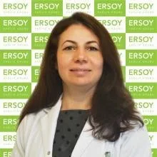 Uzm. Dr. Sedef Belentepe — İç Hastalıkları, İstanbul. Portre fotoğrafı.