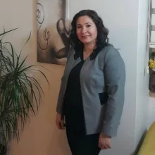 Uzm. Psk. Deniz Aldan — Psikoloji, Bursa. Portre fotoğrafı.