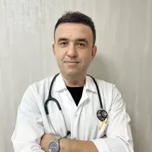 Dr. Adem Güngör — Çankaya, Ankara. Portre fotoğrafı.
