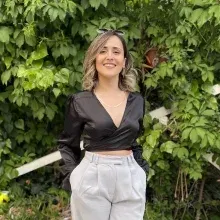 Psk. İrem Melis Tetik — Psikoloji. Portre fotoğrafı.