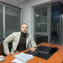 Op. Dr. Fatih Gökalp — Kalp Ve Damar Cerrahisi, İstanbul. Portre fotoğrafı.