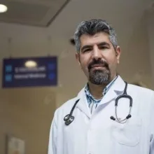 Prof. Dr. Fevzi Balkan — İstanbul. Portre fotoğrafı.