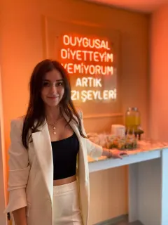 Dyt. Berre İncekara profilinde yer alan galeri fotoğrafı.