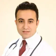 Dr. Akay Demir — İzmit, Kocaeli. Portre fotoğrafı.