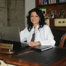 Uzm. Dr. Ebru Ayaş — Çocuk Sağlığı Ve Hastalıkları, Adana. Portre fotoğrafı.