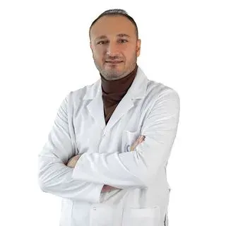 Dr. Öğr. Üyesi Fatih Alper Akcan — Kulak Burun Boğaz, Düzce. Portre fotoğrafı.